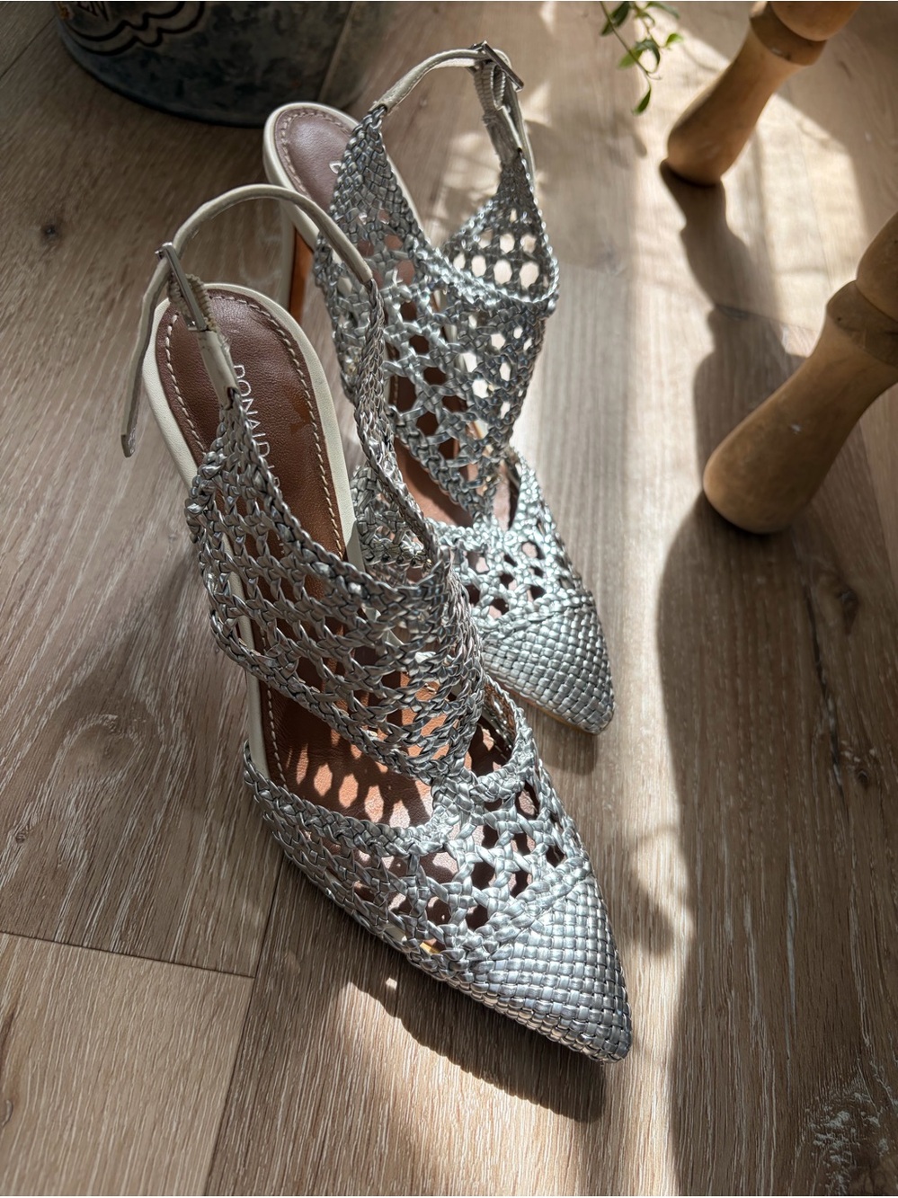 Donald J Pliner Parma Metallic Silver Woven Slingback Heels Size 6.5M - EUC